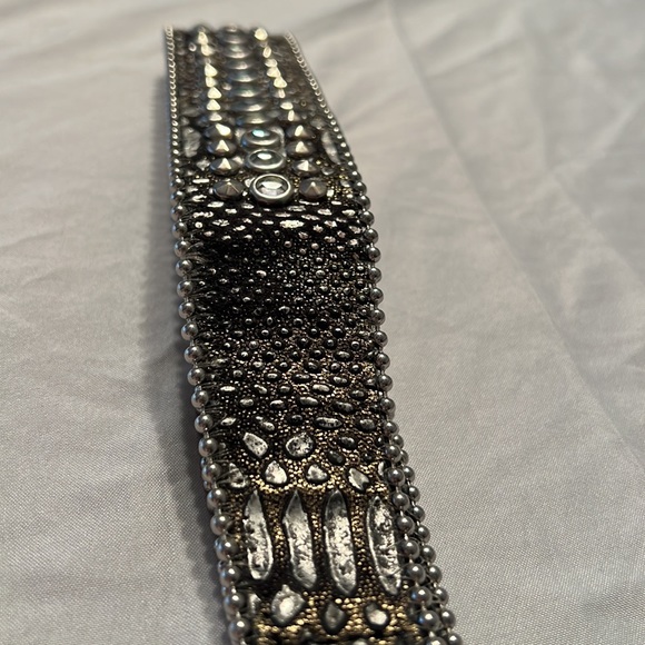 Headband-Black Distressed with Bezel Set Crystals & Silver Studs Western Bling - Picture 8 of 11